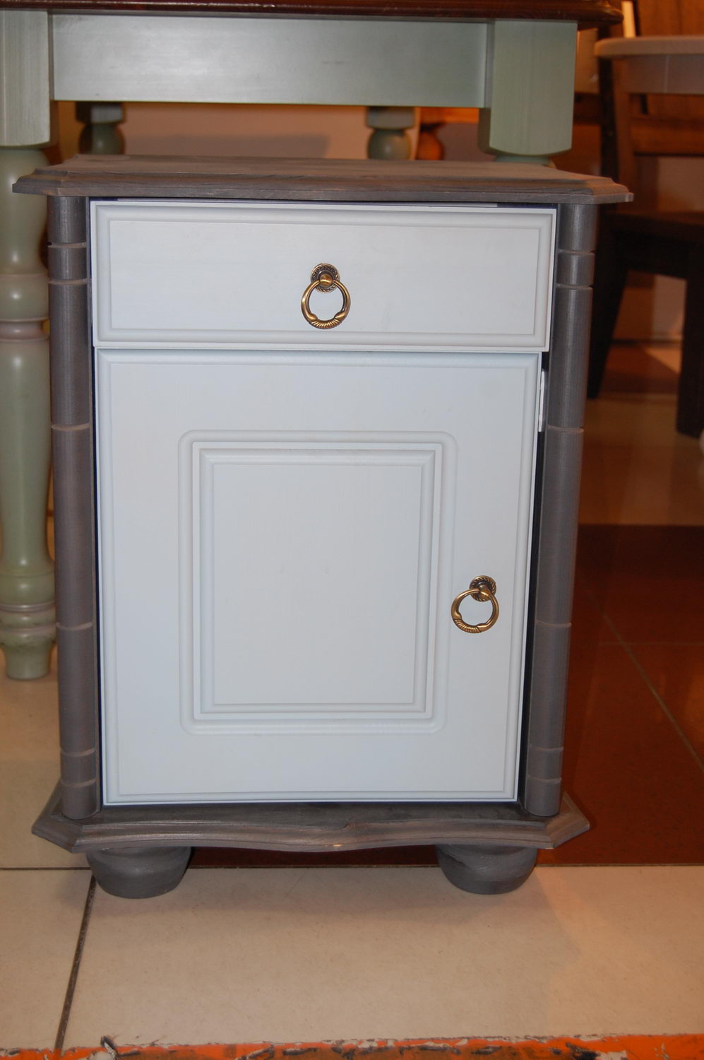   Тумба массив сосны Айно  