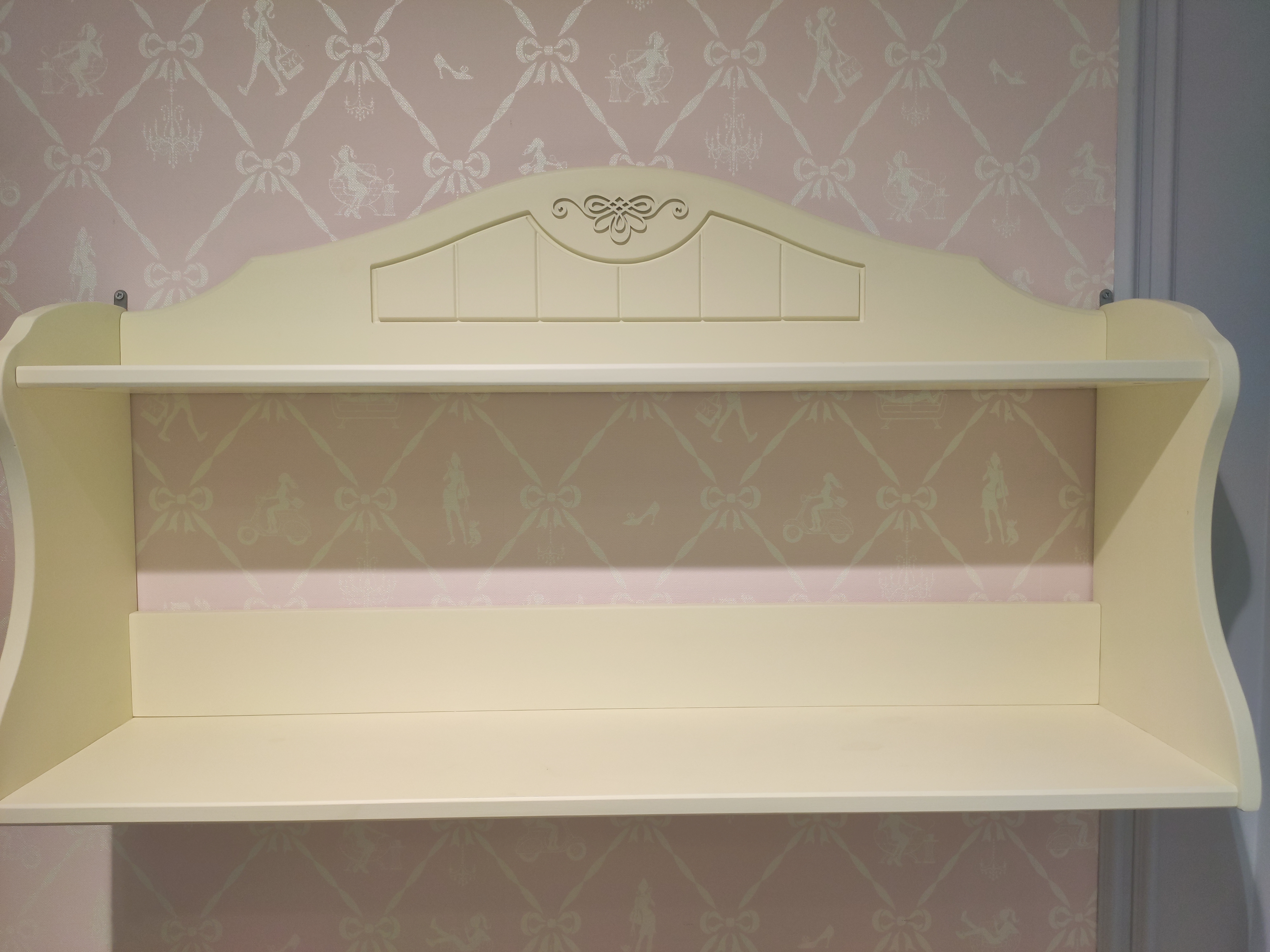 Полка с 2 полками из массива Айно