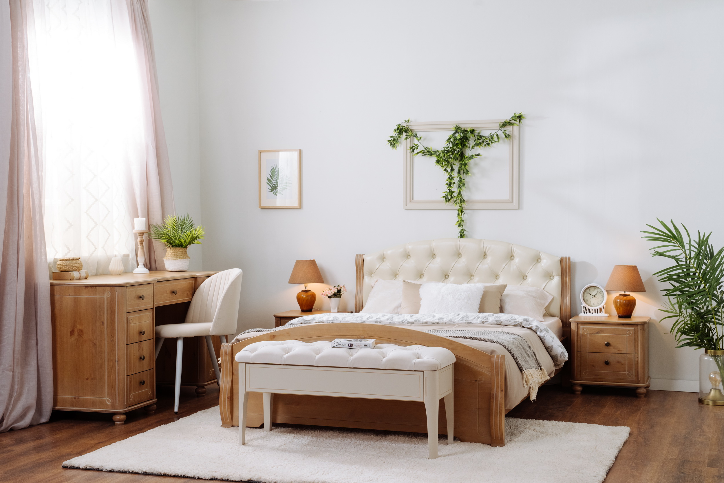 Кровать мягкая массив Бетти №51 1200х2000