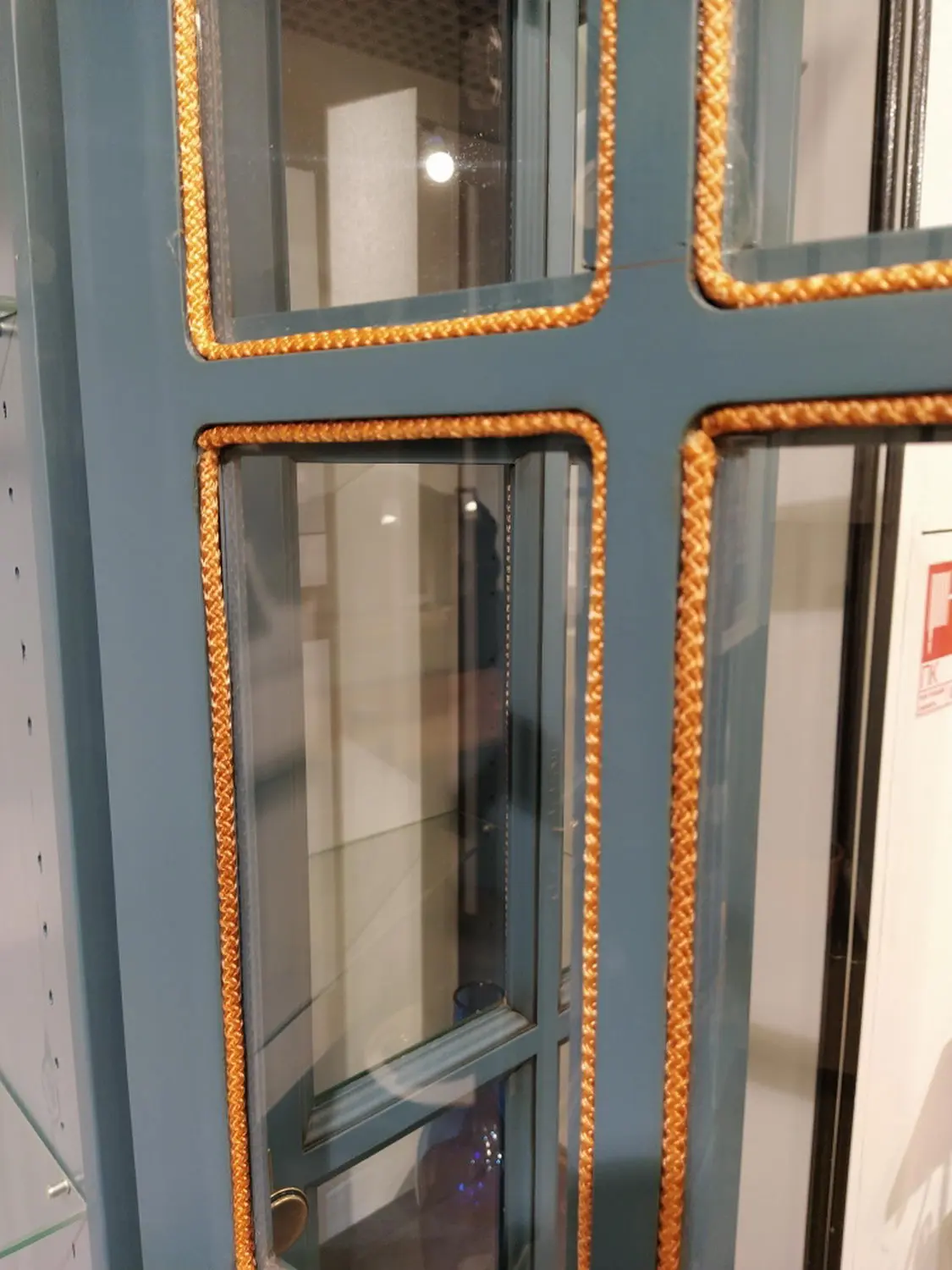 Сервант Бьерт 1-60  сосна