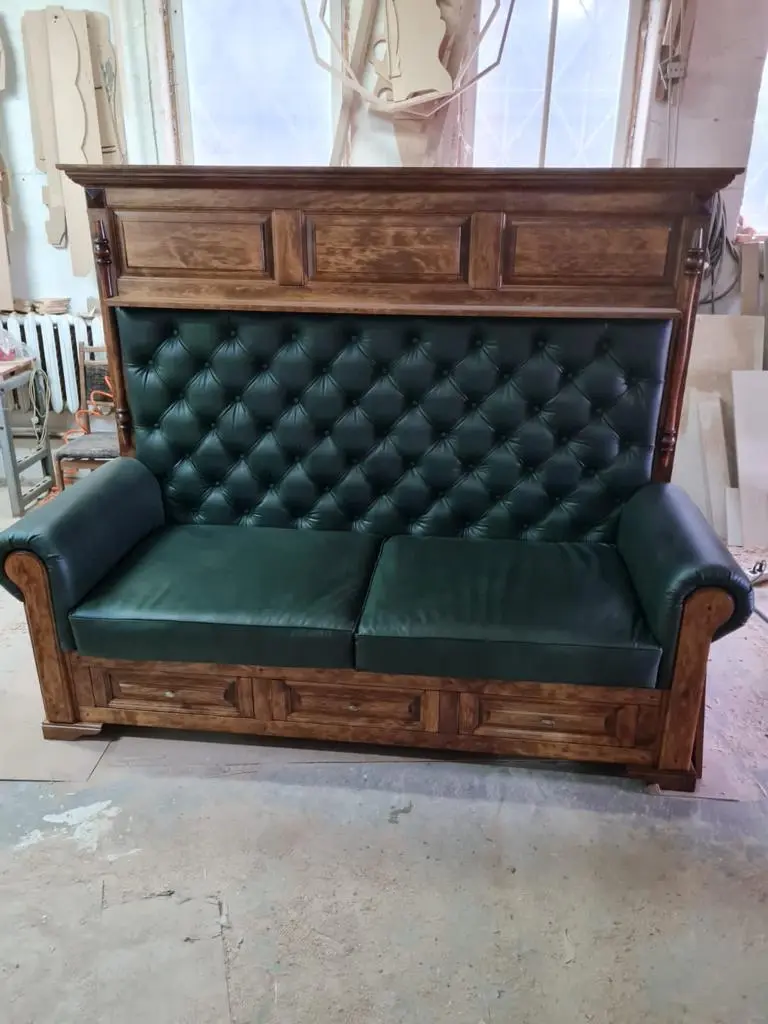 Диван из кожи в цвете дуб Луи Филипп НК 03 (кожзам)