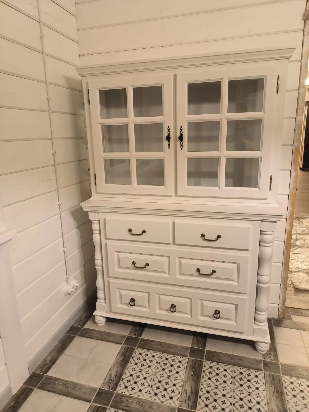 Сервант Валенсия 2-24  сосна