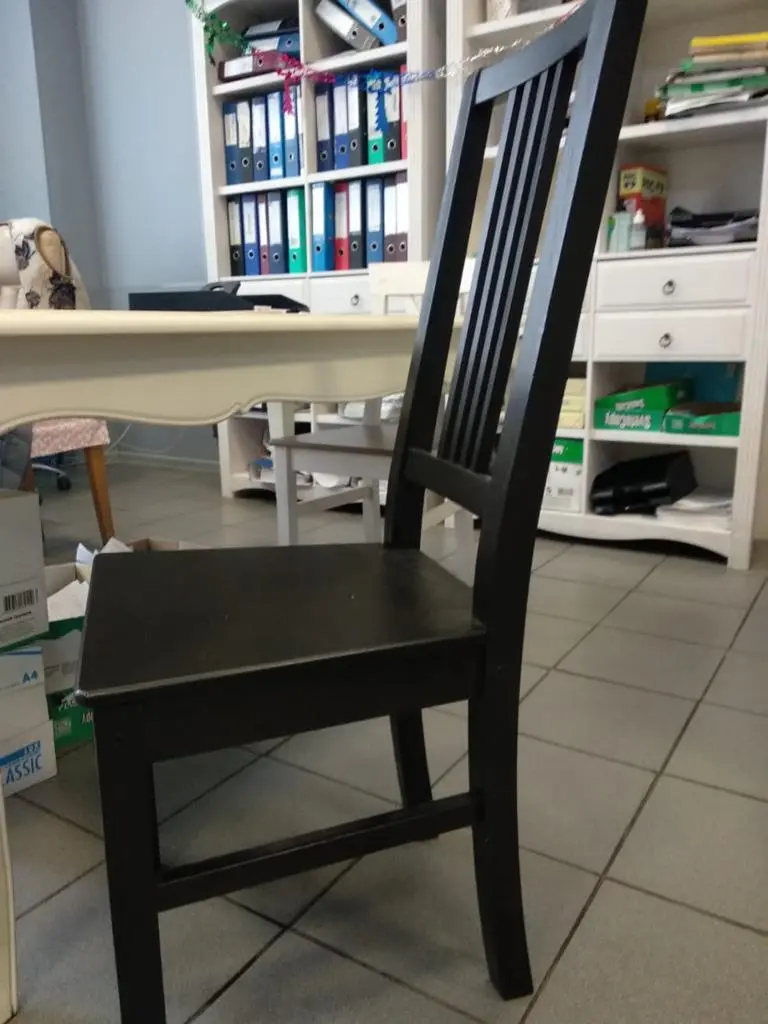 Стул чёрный сосны Карина