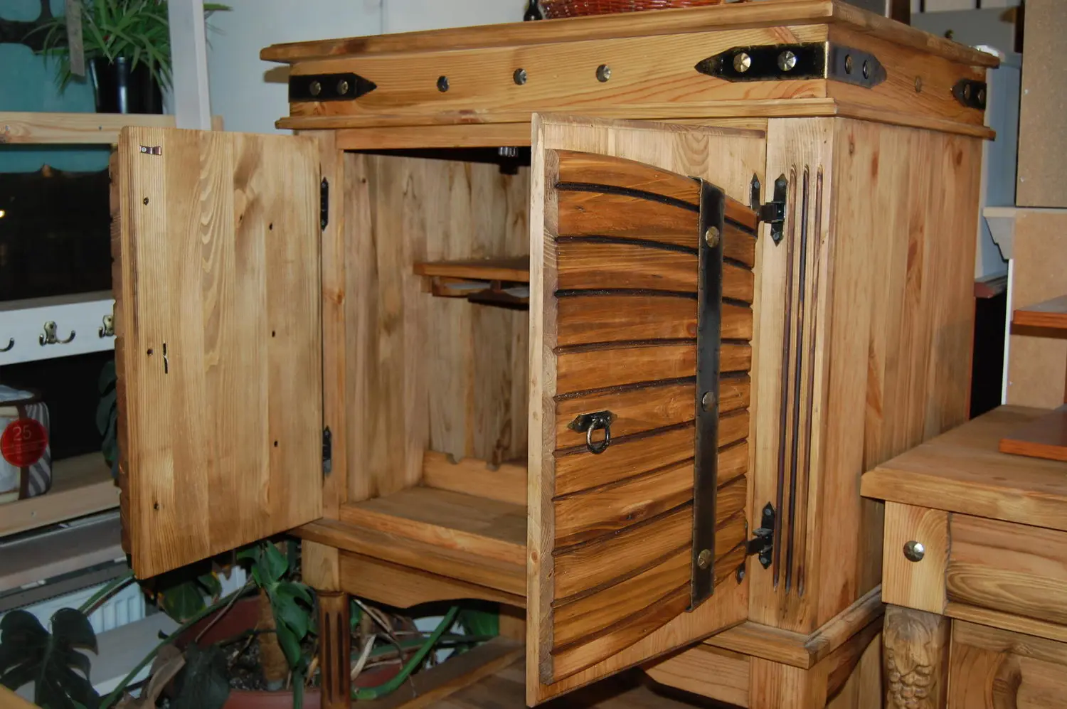 Тумба Викинг 01 (бар)