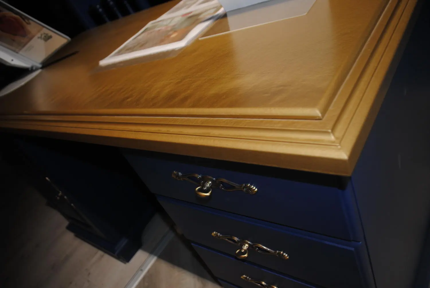 Стол Брусно кабинетный 2-тумбовый  6.3.02