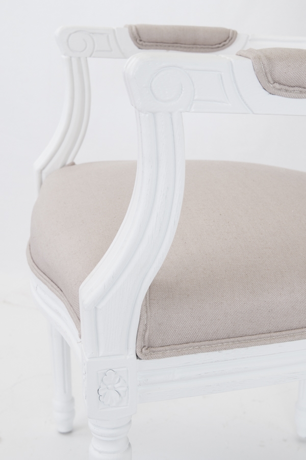 Мягкий стул с подлокотниками Diella Beige