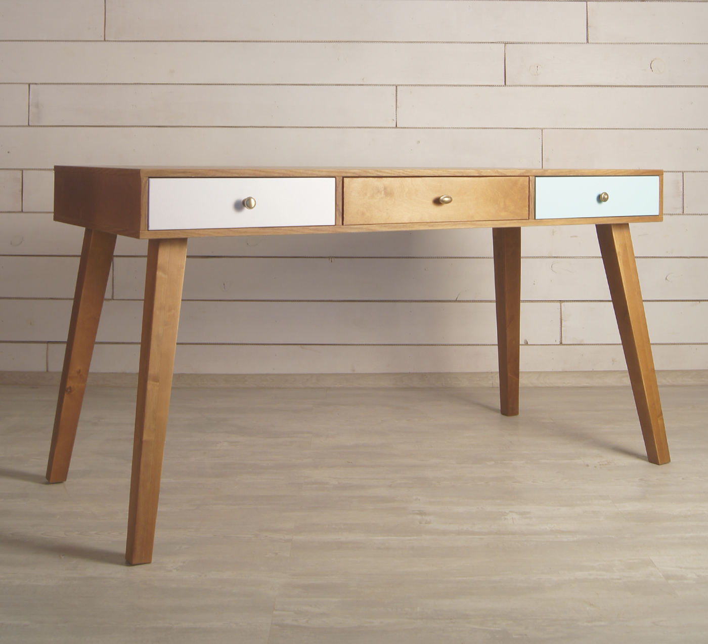 Рабочий стол из дерева "Aquarelle Birch" с тремя ящиками