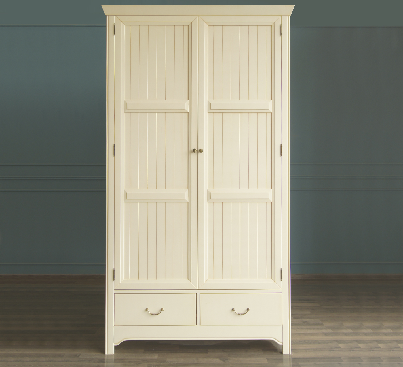 Бежeвый двухстворчатый шкаф "Olivia"