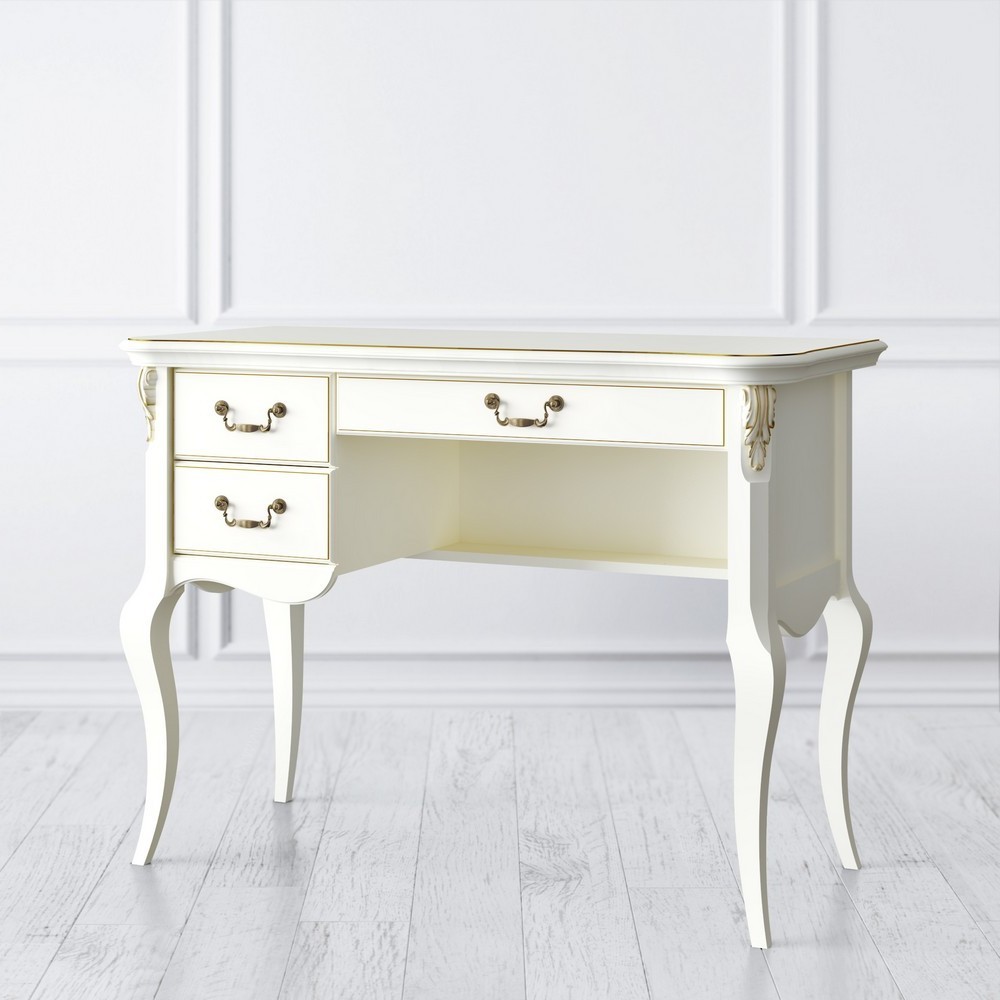 Туалетный столик 