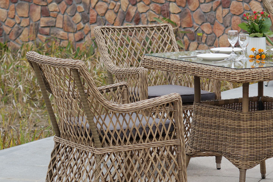 "Арлиш" обеденная группа плетеная на 4 персоны, цвет соломенный