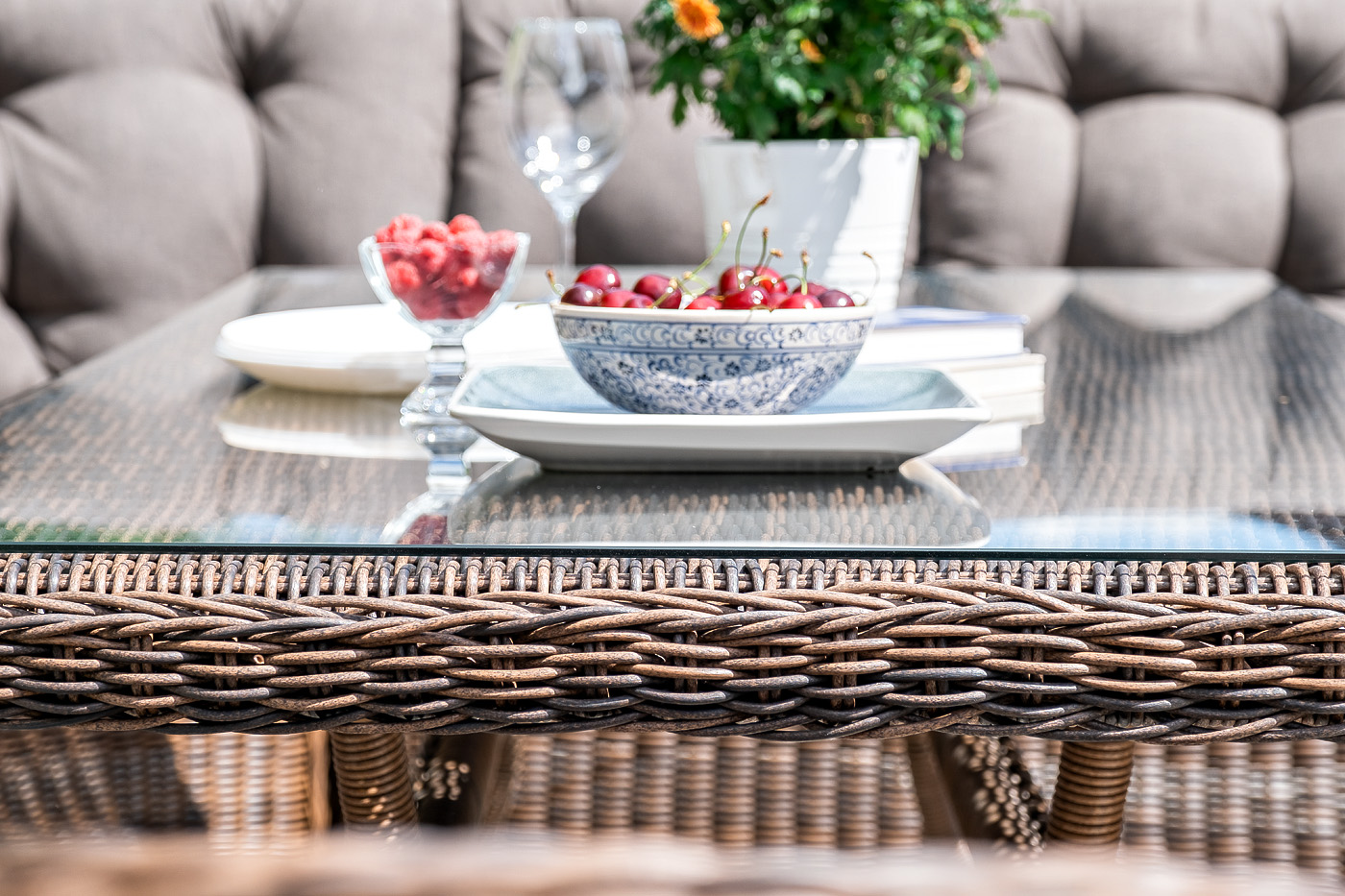 "Латтини" плетеный стол из искусственного ротанга 160х90см, цвет коричневый