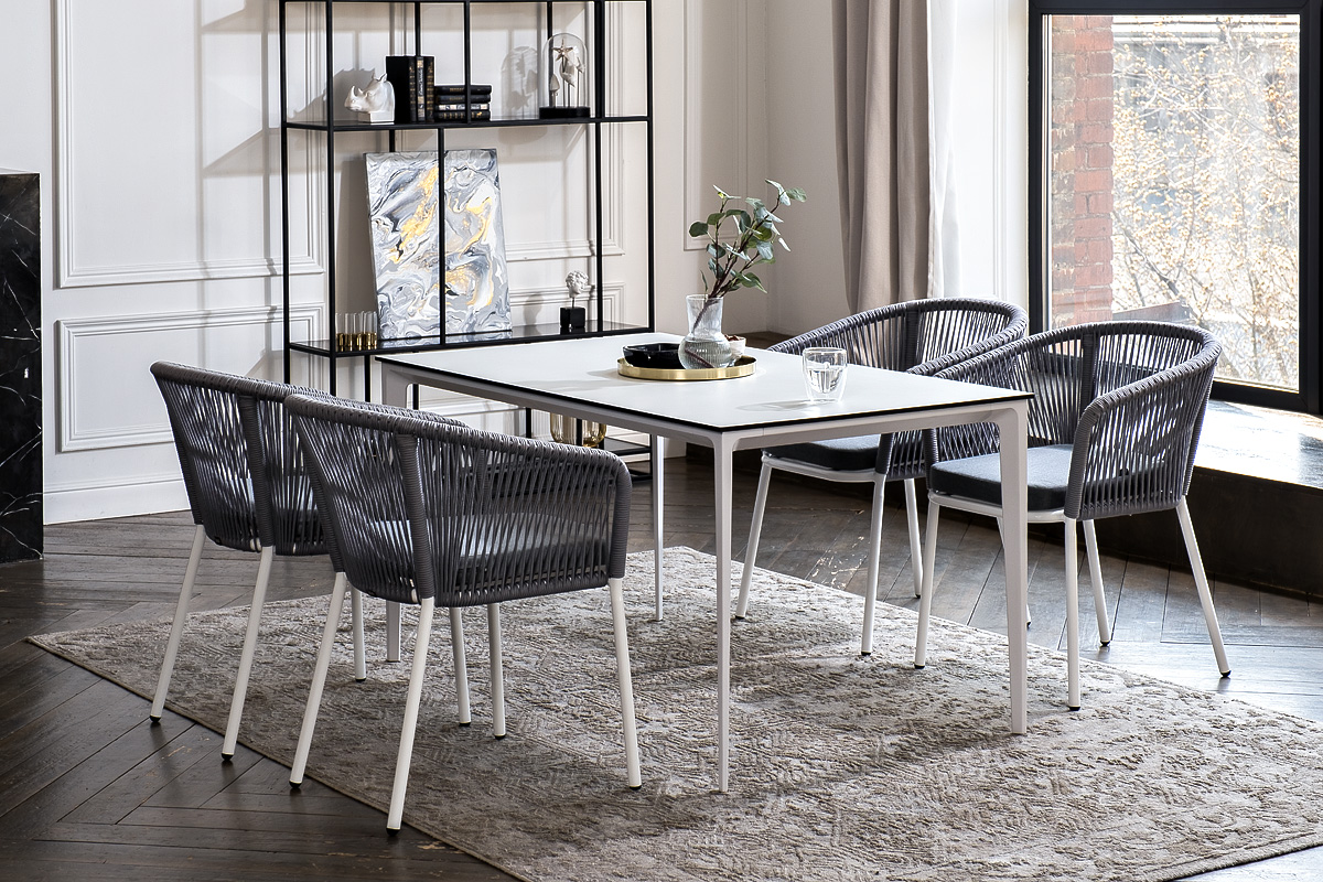"Малакио" обеденная группа на 4 персоны со стульями "Марцелло", каркас белый, роуп светло-серый