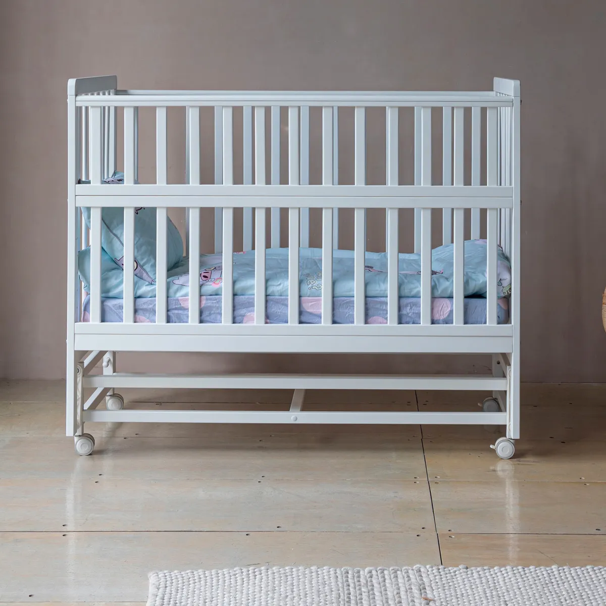 Кровать-маятник белый Albero НИК 2б