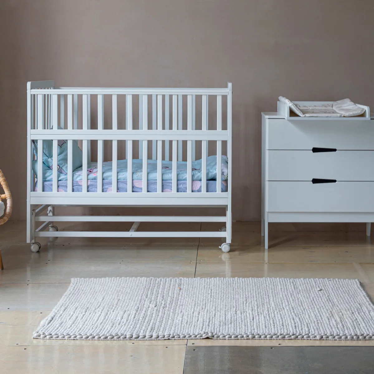 Кровать-маятник белый Albero НИК 2б