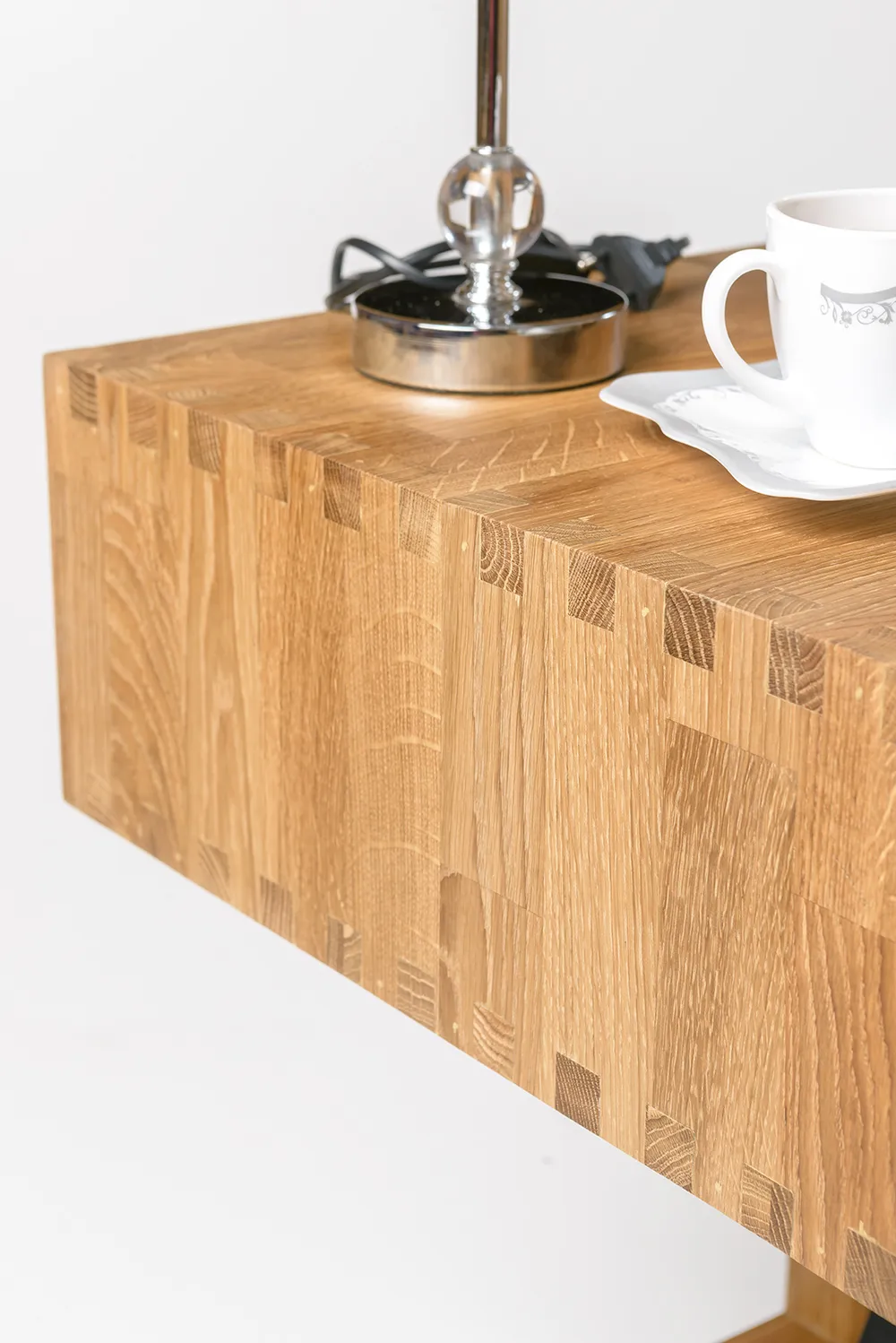 Стол приставной Софи