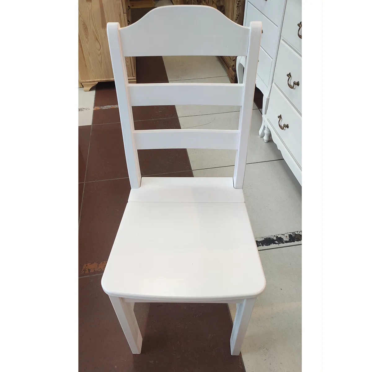 Стул массив сосны Карху белый (выставочный образец)