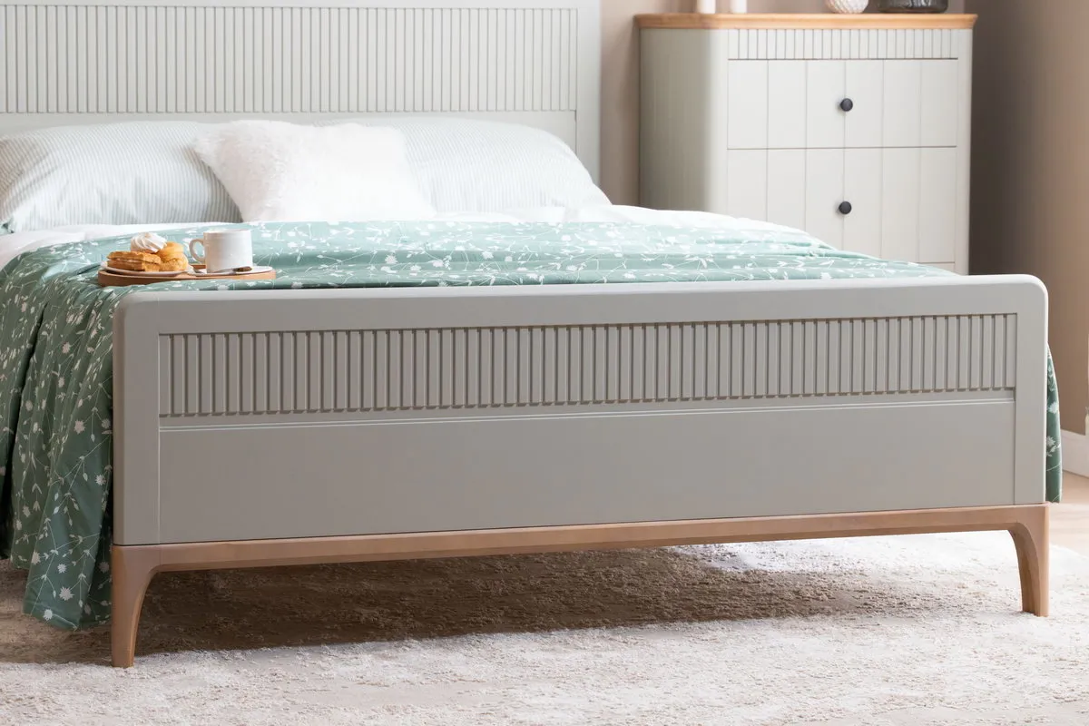 Кровать из дерева Грета №2 1400х2000