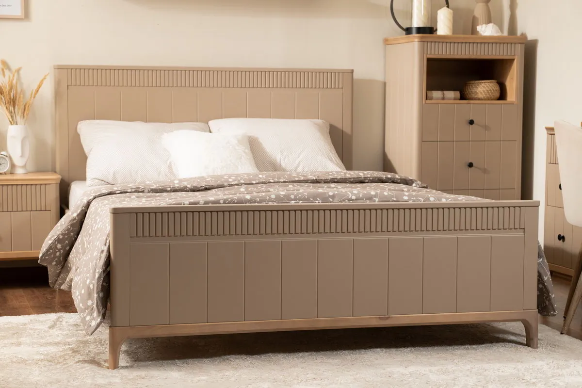   Кровать массив сосны Грета №25 1600х2000  