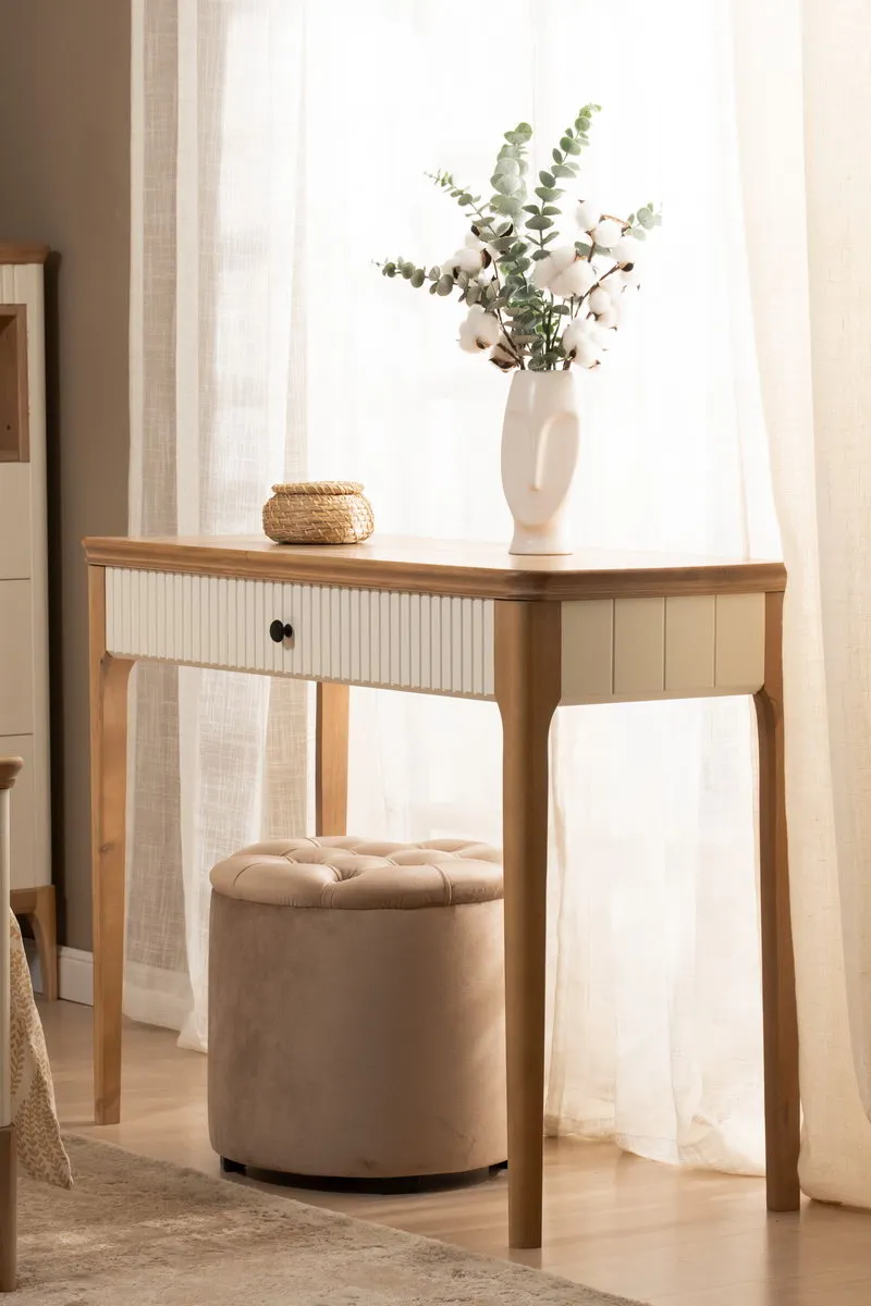 Консоль массив сосны Грета №2